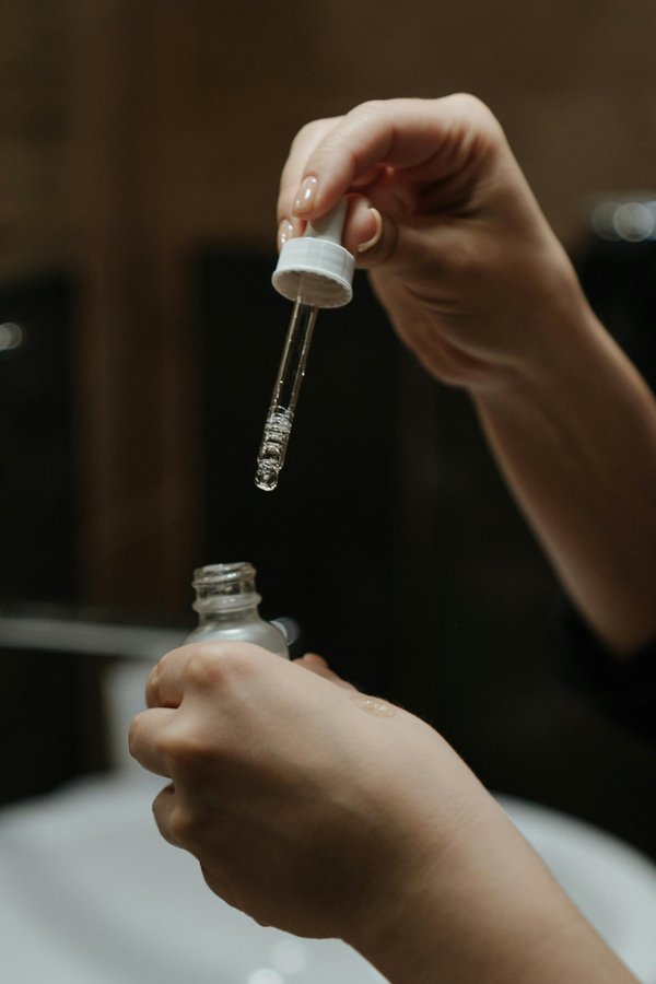 Les secrets des injections d'acide hyaluronique à paris